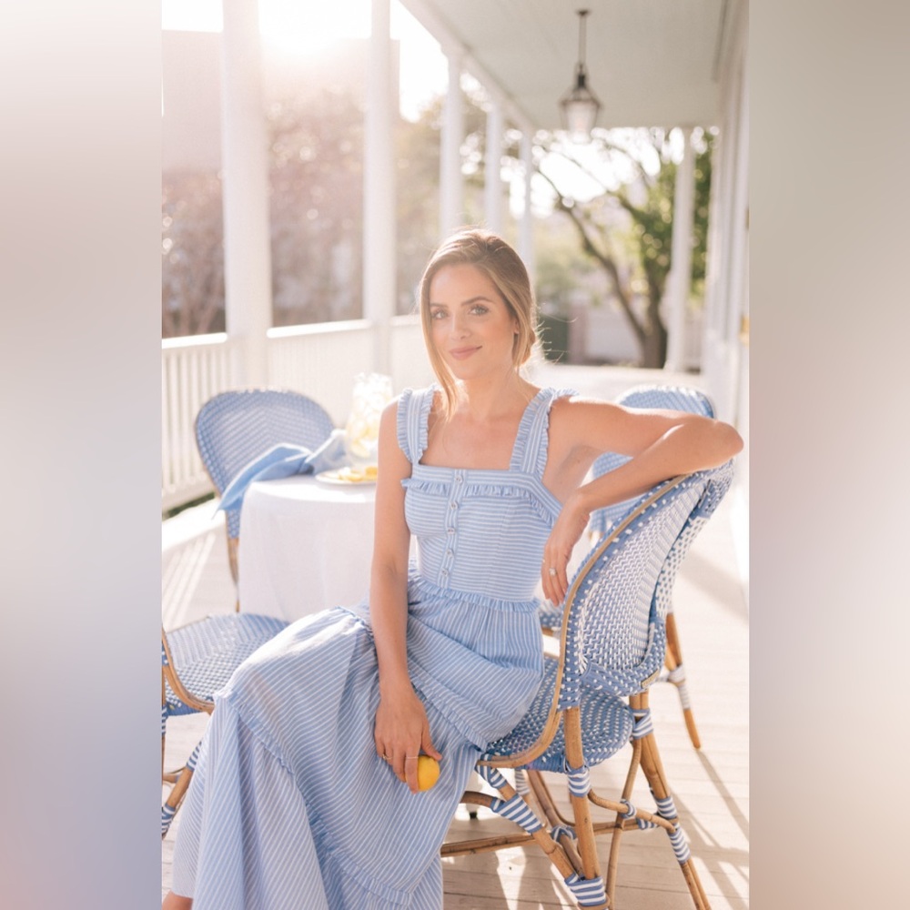 Blue Striped Sleeveless Gal Meets Glam Courtney Maxi Dress